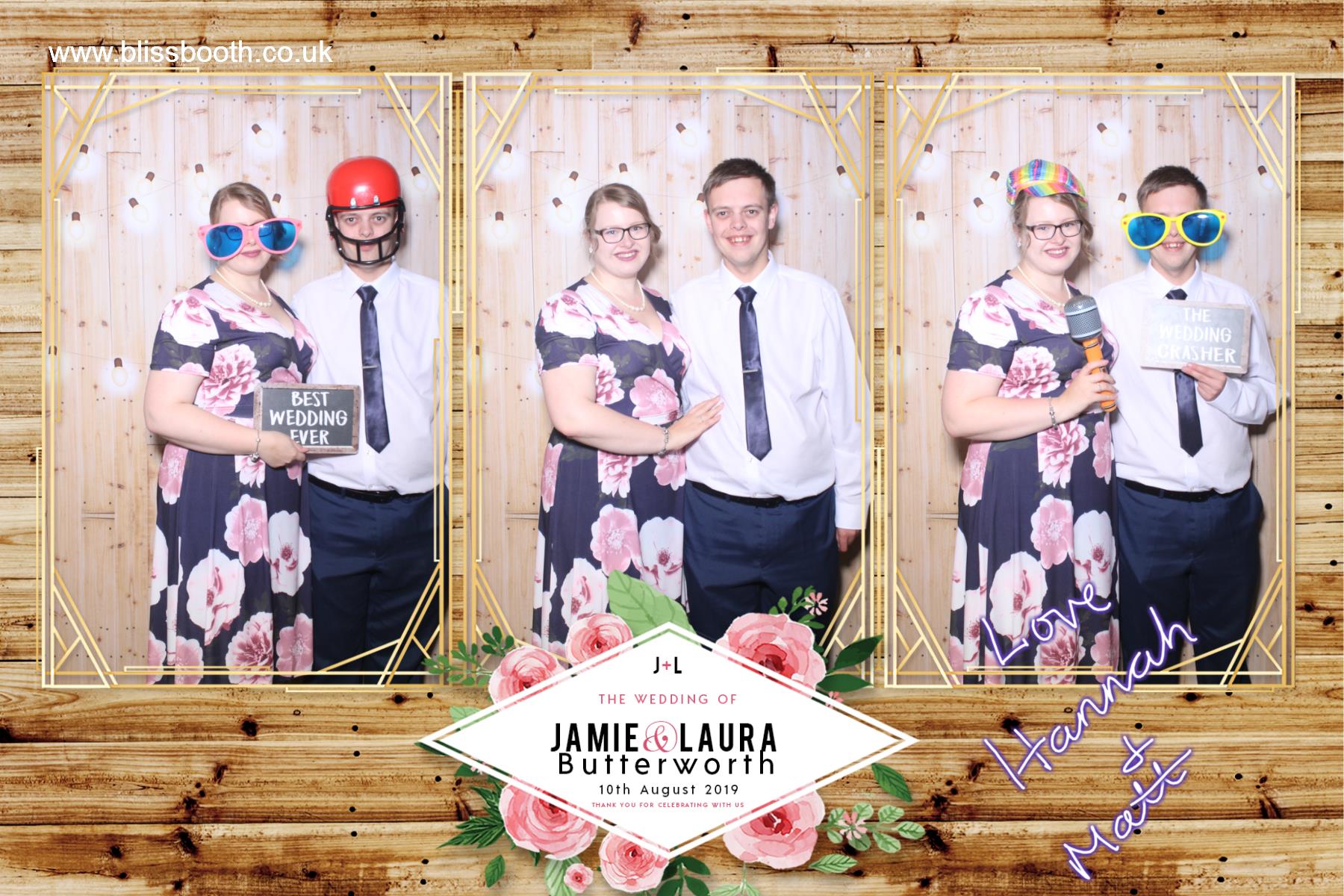 Laura and Jamie | View more photos from the event at gallery.blissbooth.co.uk/u/BlissBooth/Laura-and-Jamie